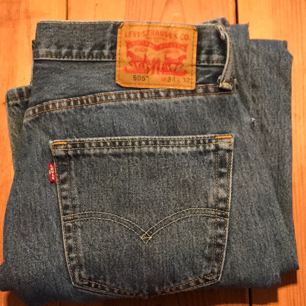 Men’s Levi’s 505 jeans